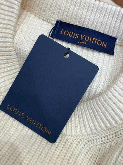 LOU JUMPER