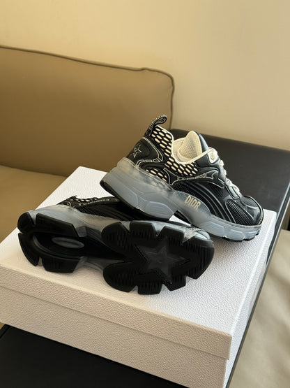 CD VIBE SNEAKERS