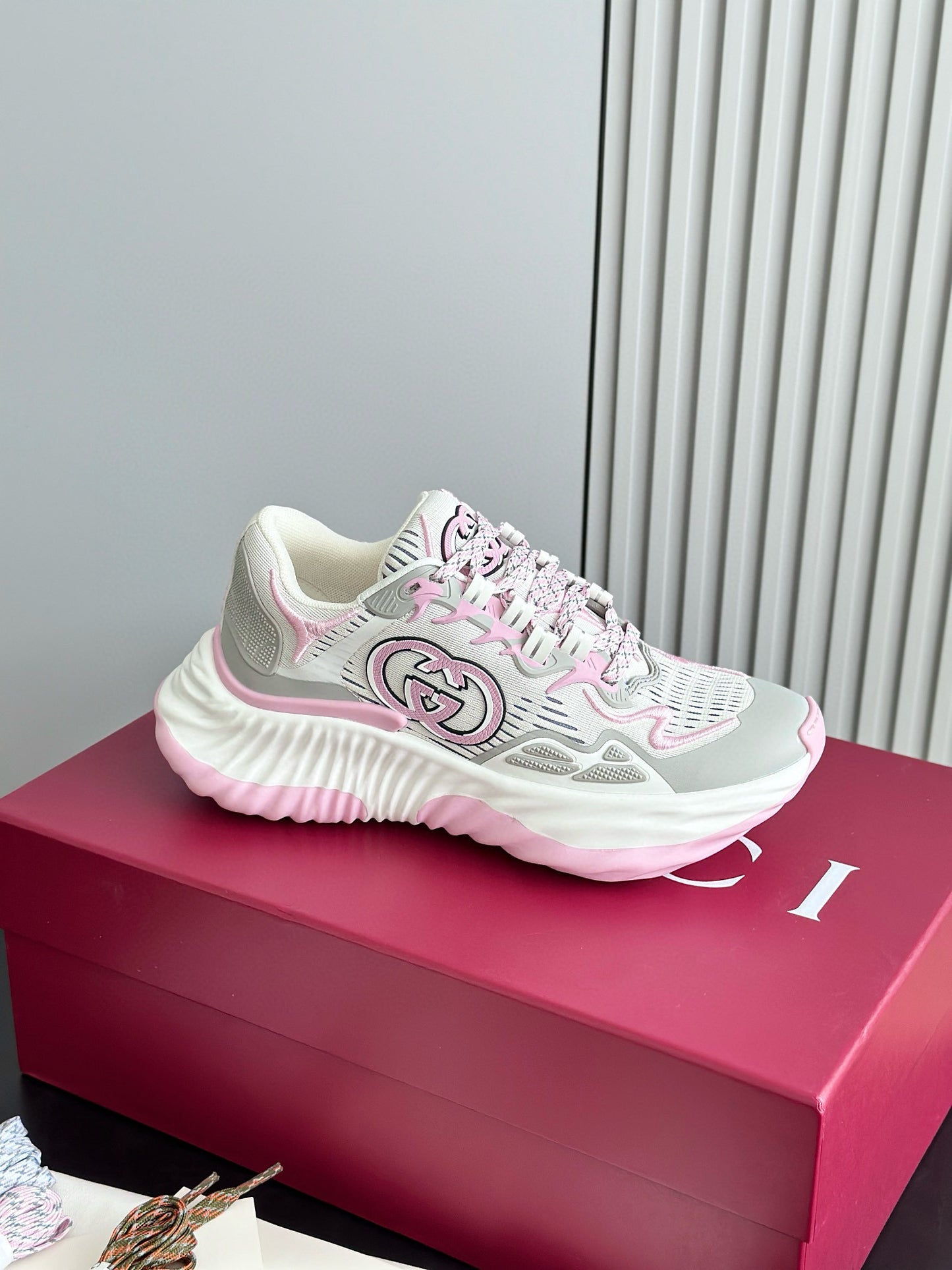 GG RIPPLE TRAINERS