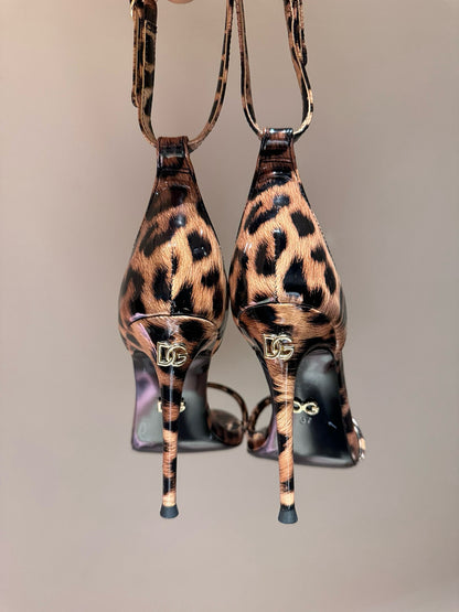 D&G HEELS