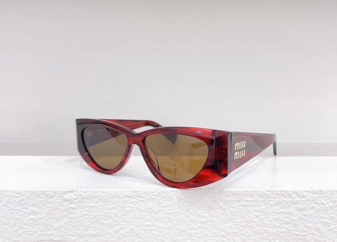 MIU M SUNGLASSES