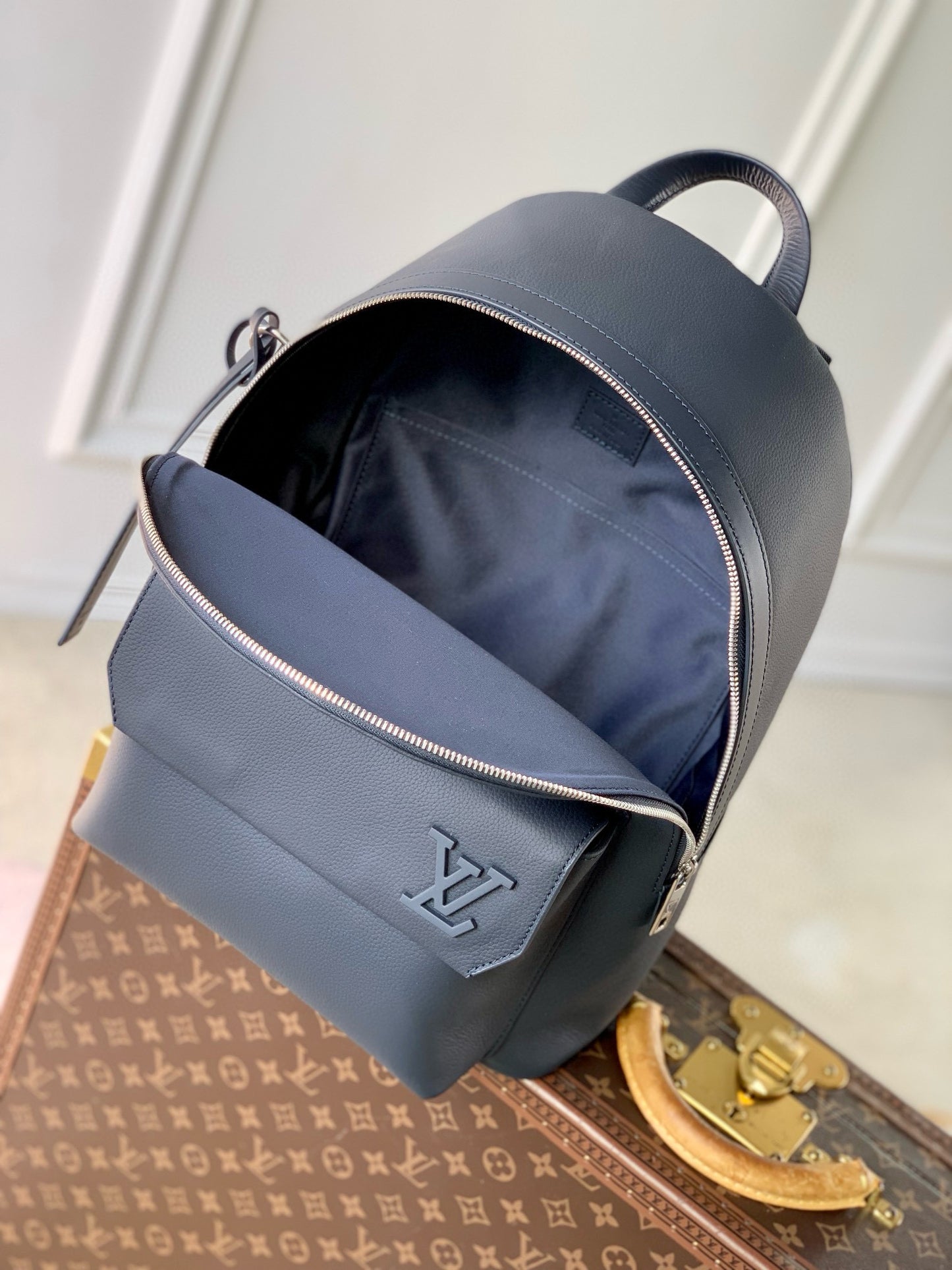 LOU AEROGRAM BACKPACK