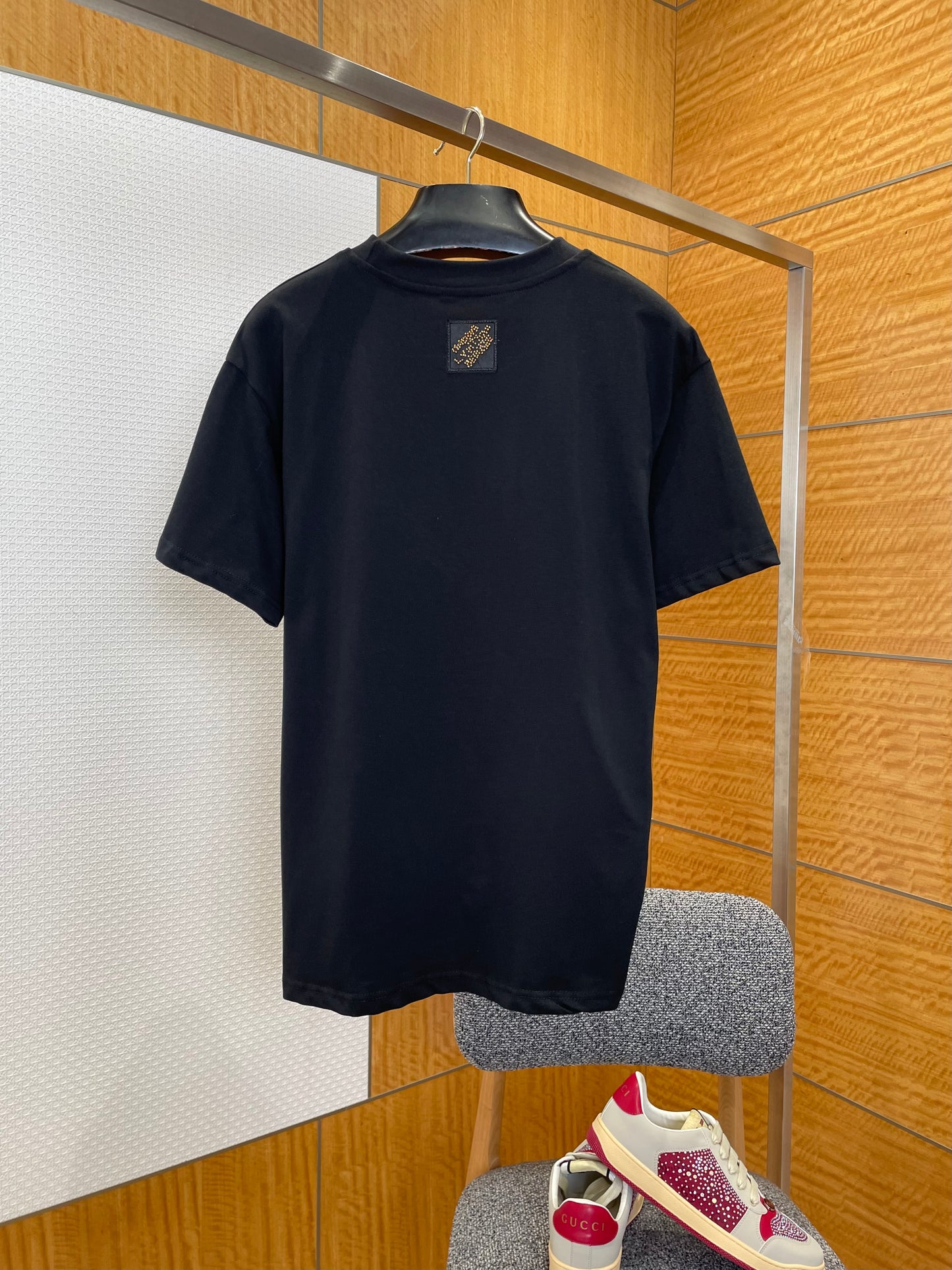 LOU T-SHIRT