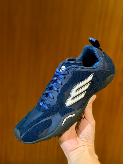 BAL MONDAY ULTRA SNEAKERS