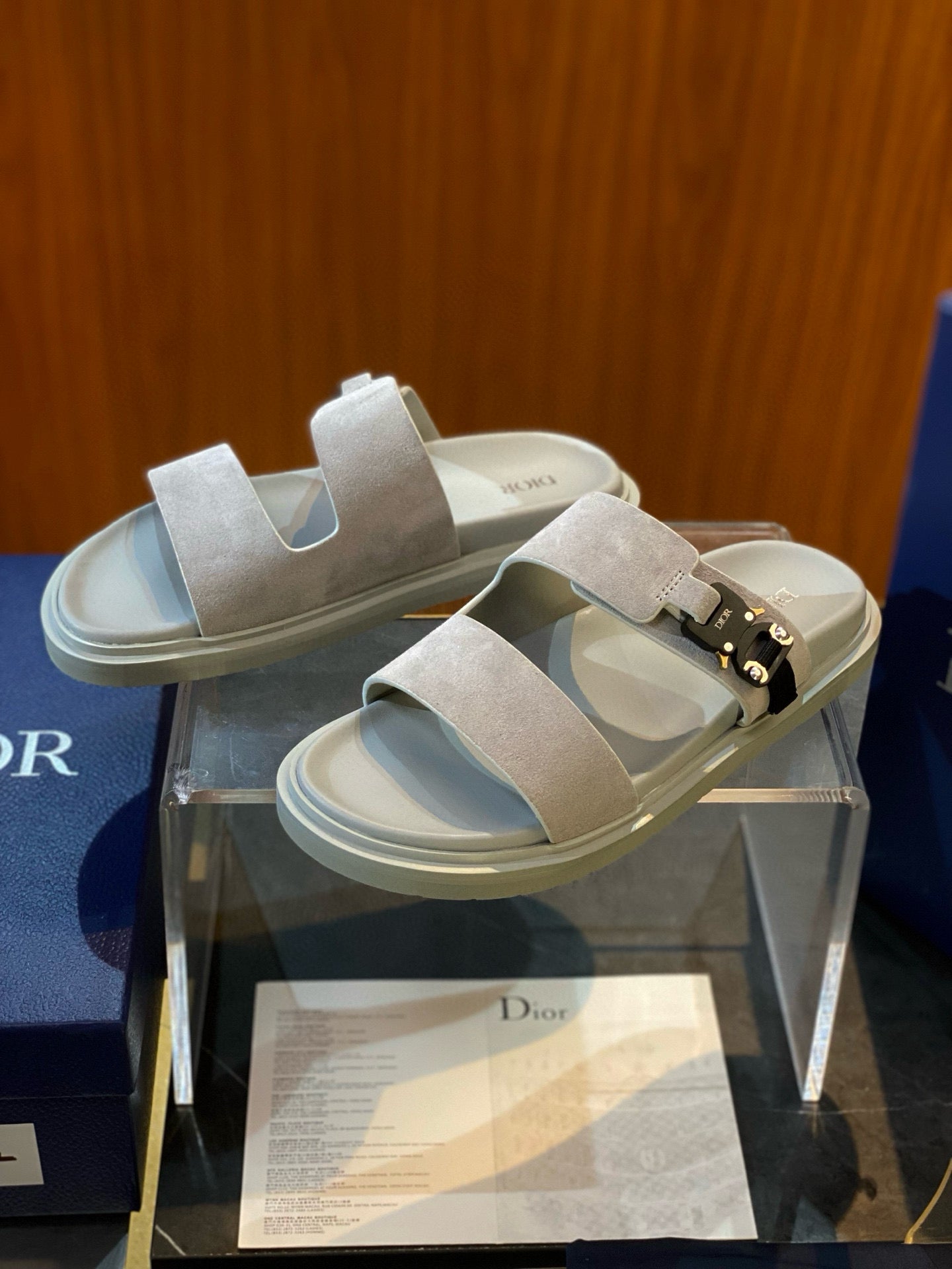 CD AQUA SANDALS