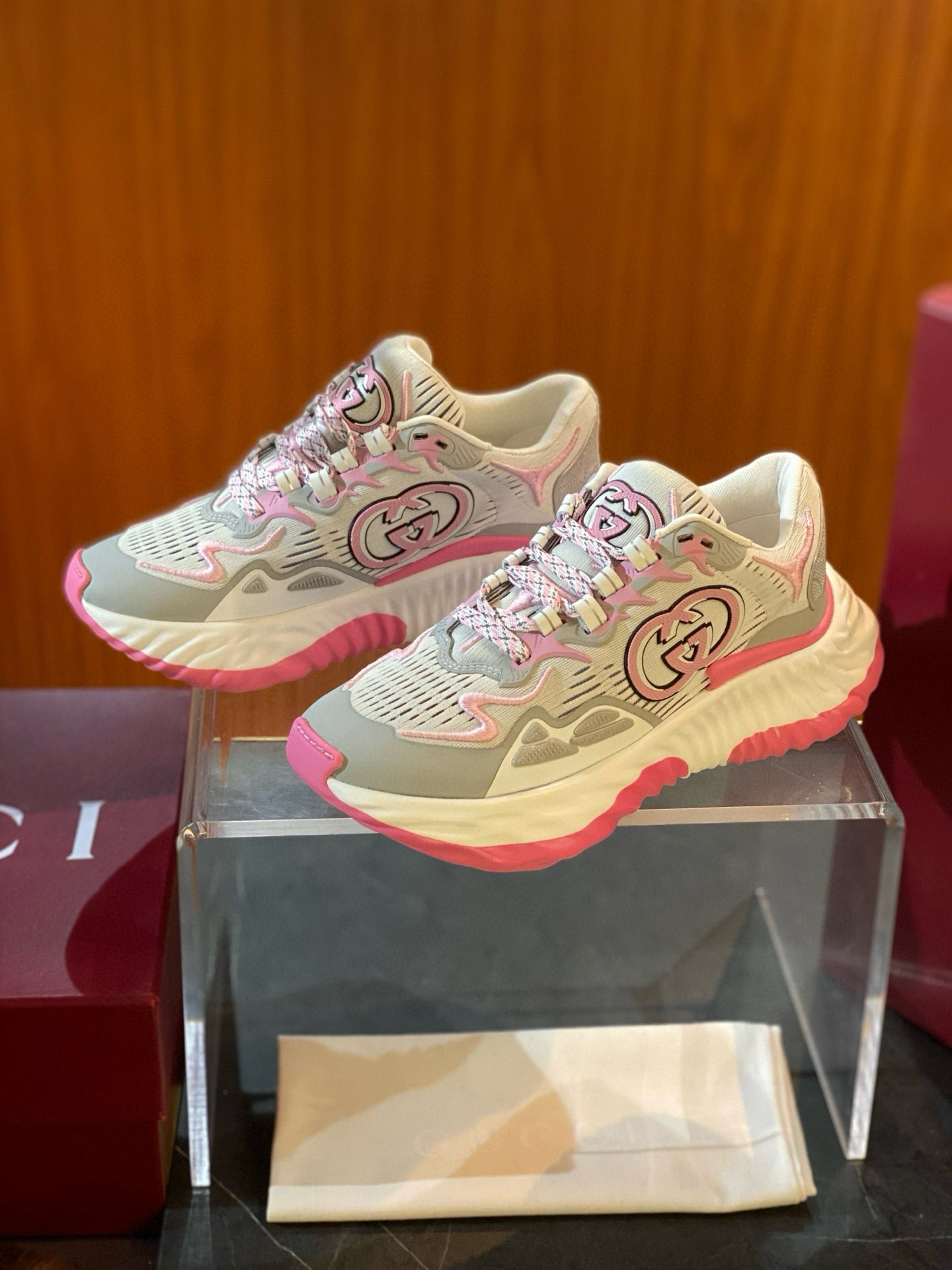 GG RIPPLE SNEAKERS