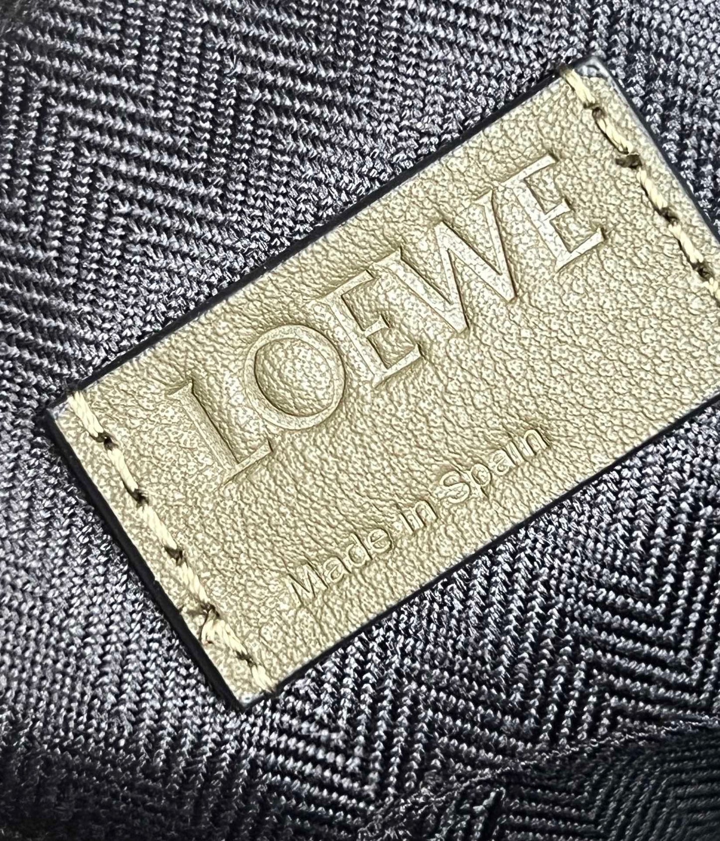 LOEW XS MILITARY MESSENGER BAG