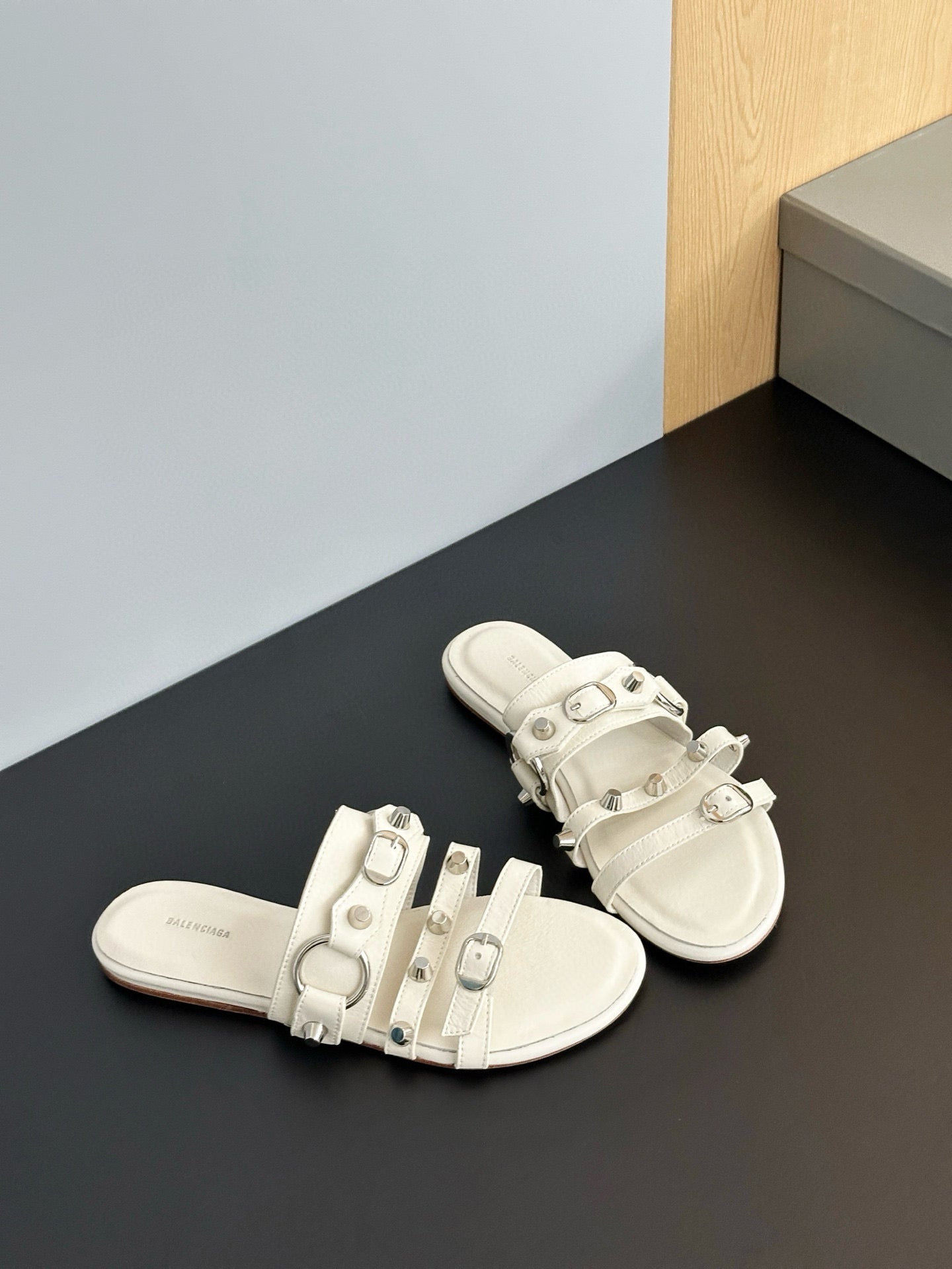 BAL SANDALS