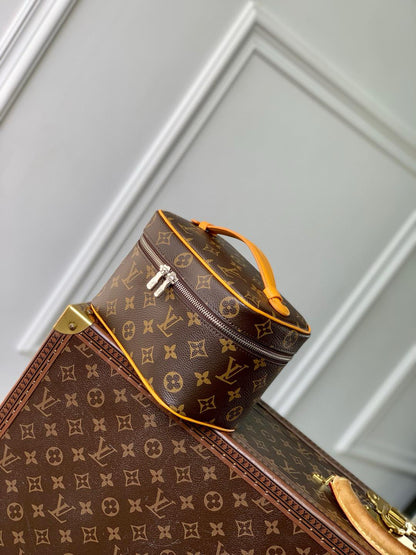 LOU NICE NANO BAG