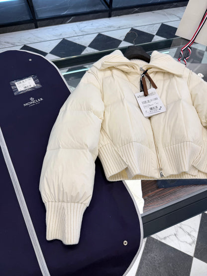 MONC JADEITE JACKET