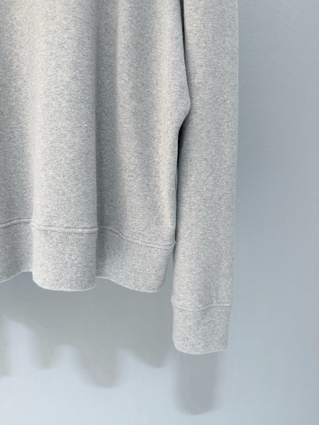 MIU M SWEATSHIRT