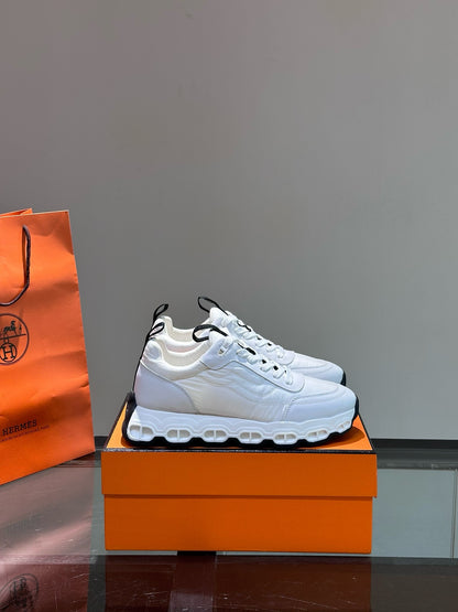 HERM IMPULSE SNEAKER