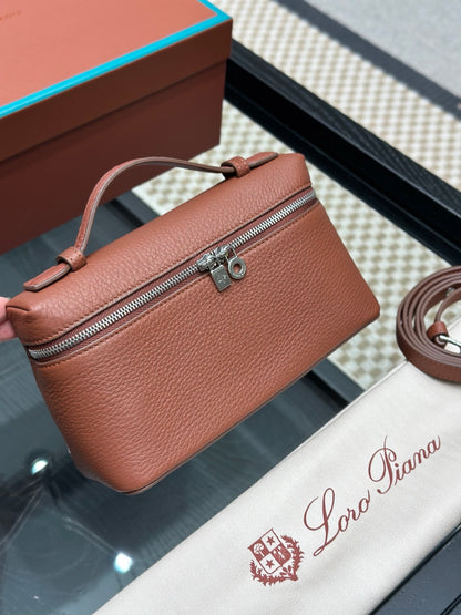 LORO P EXTRA POCKET L19 BAG