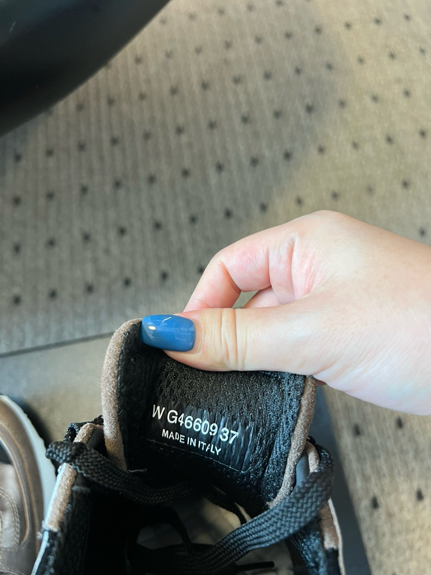 CC SNEAKER