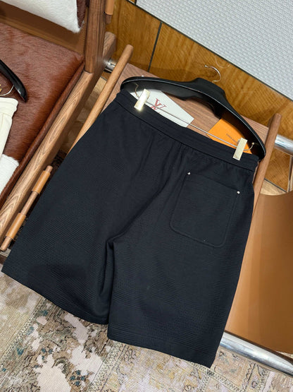 LOU SHORTS