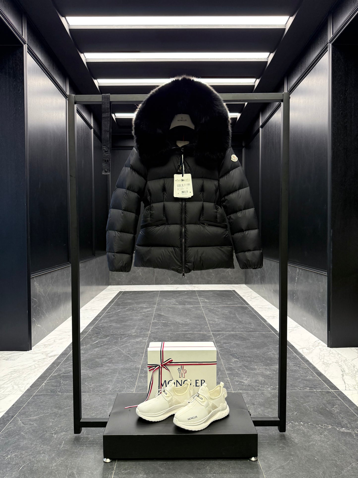 MONC BOED JACKET