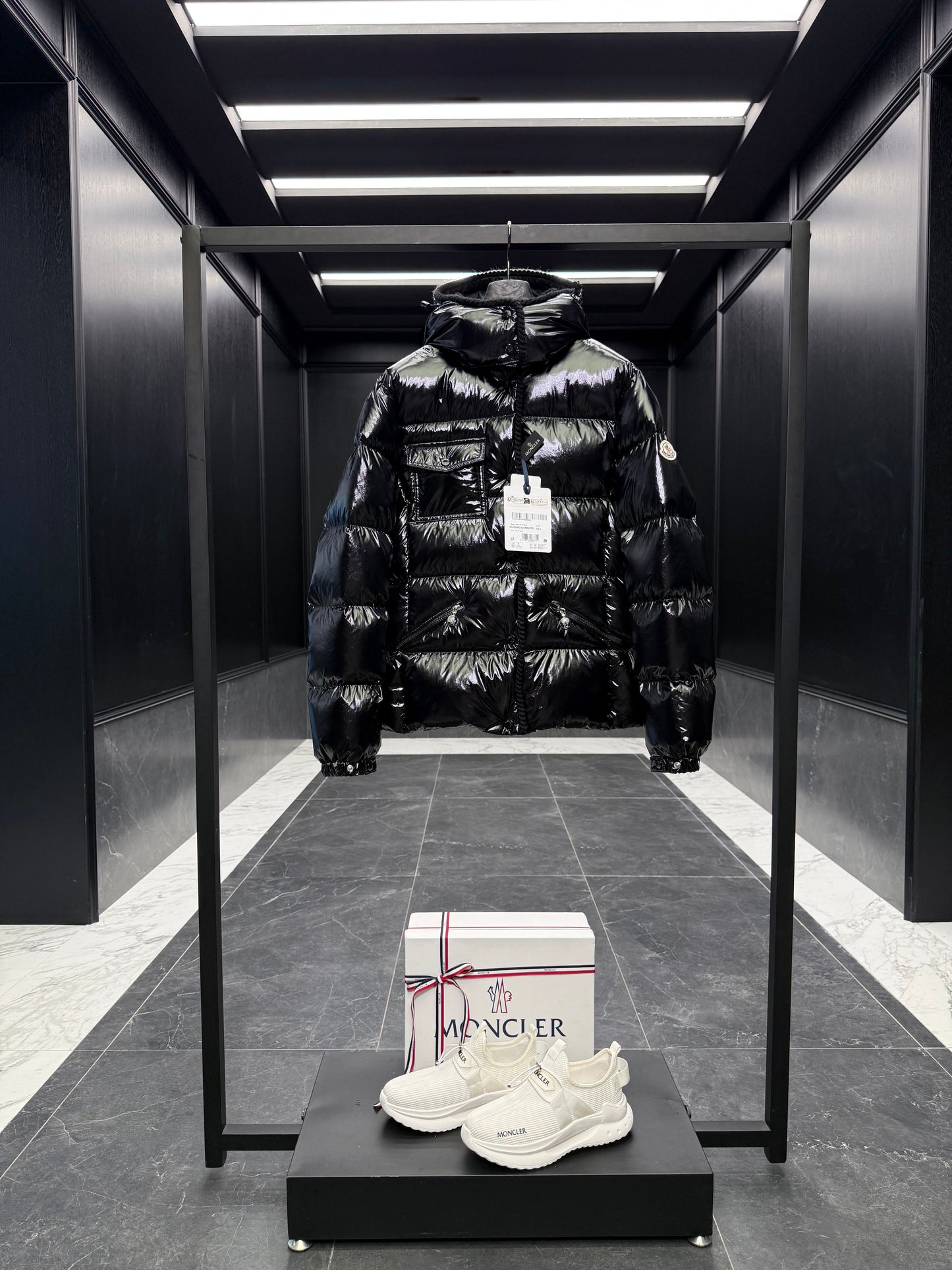 MONC GLAREINS JACKET