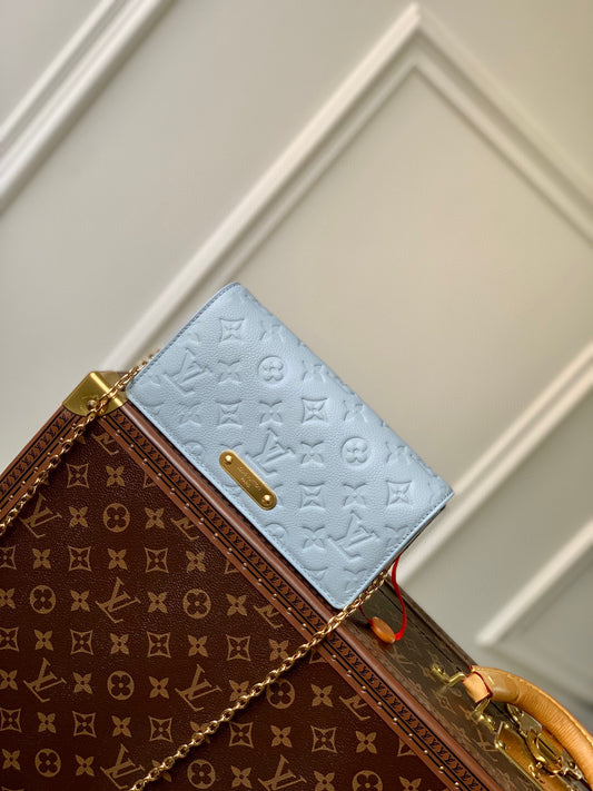 LOU LILY WALLET ON CHAIN