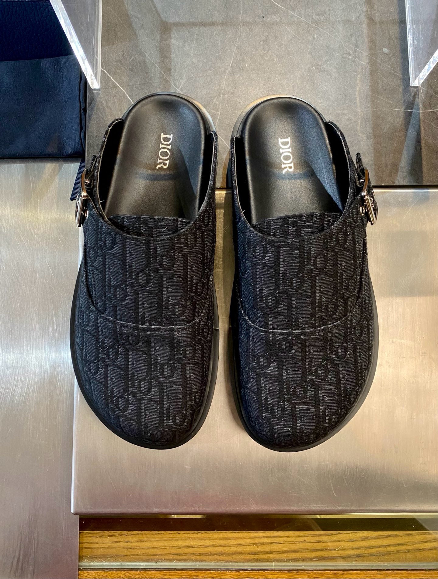 CD AQUA MULES