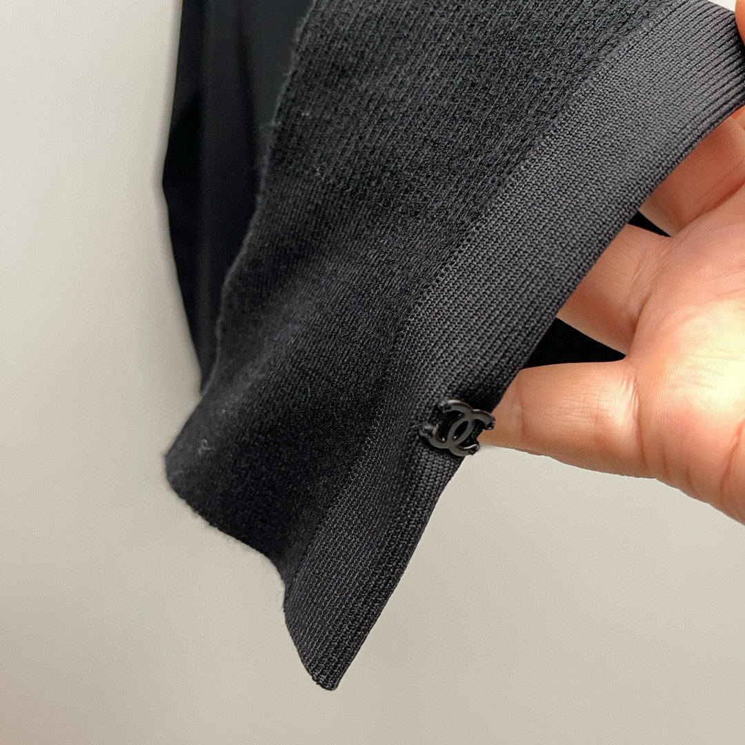 CC TURTLENECK