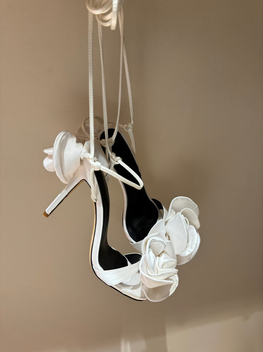 MAGDA BUTRYM HEELS