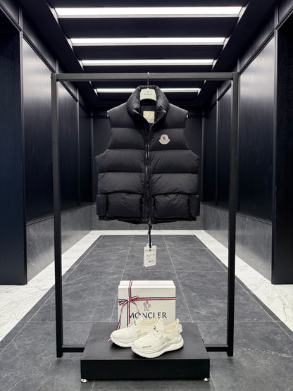 MONC x CHRISTOPHER RAXXY VEST