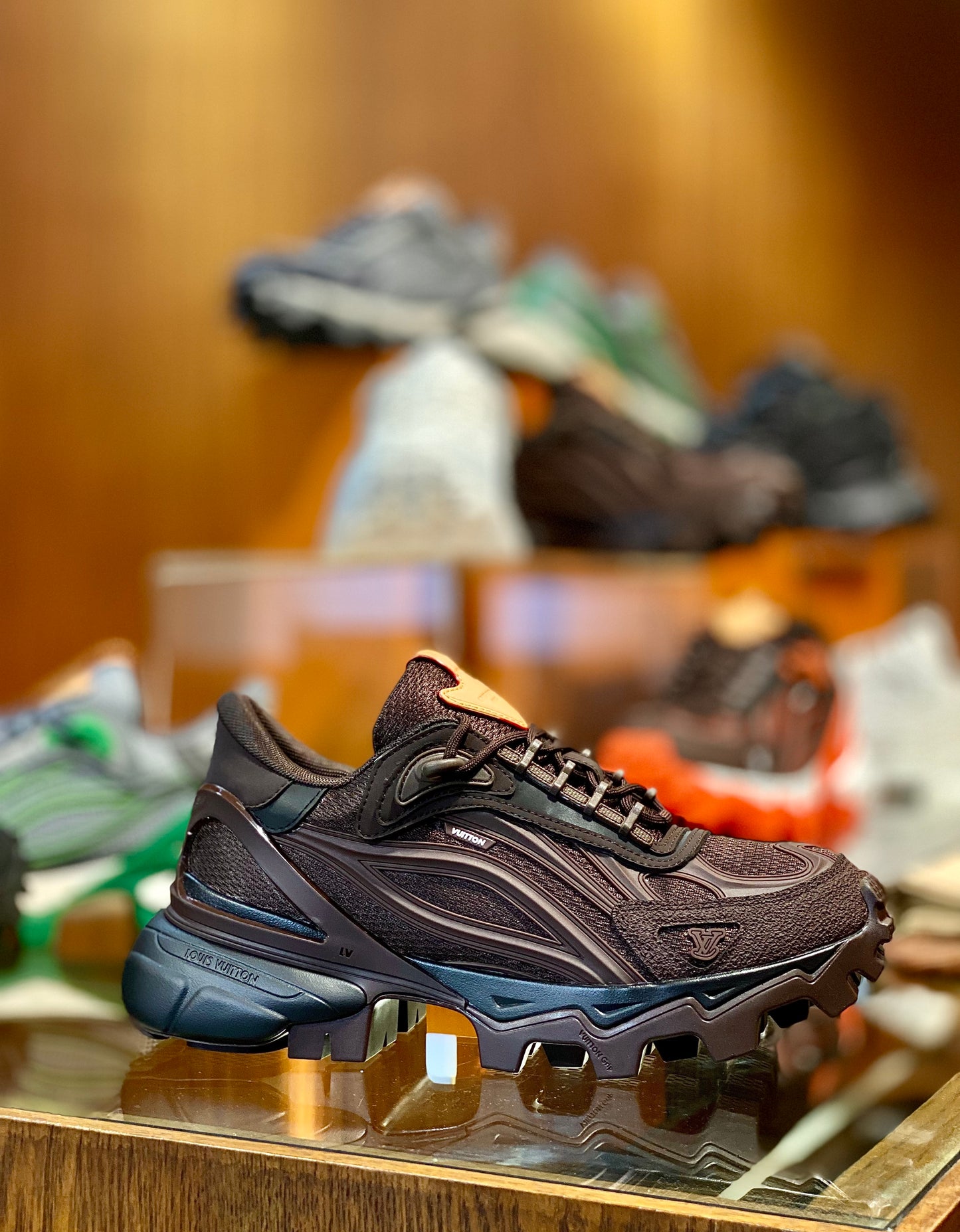 LOU SUMMIT SNEAKERS