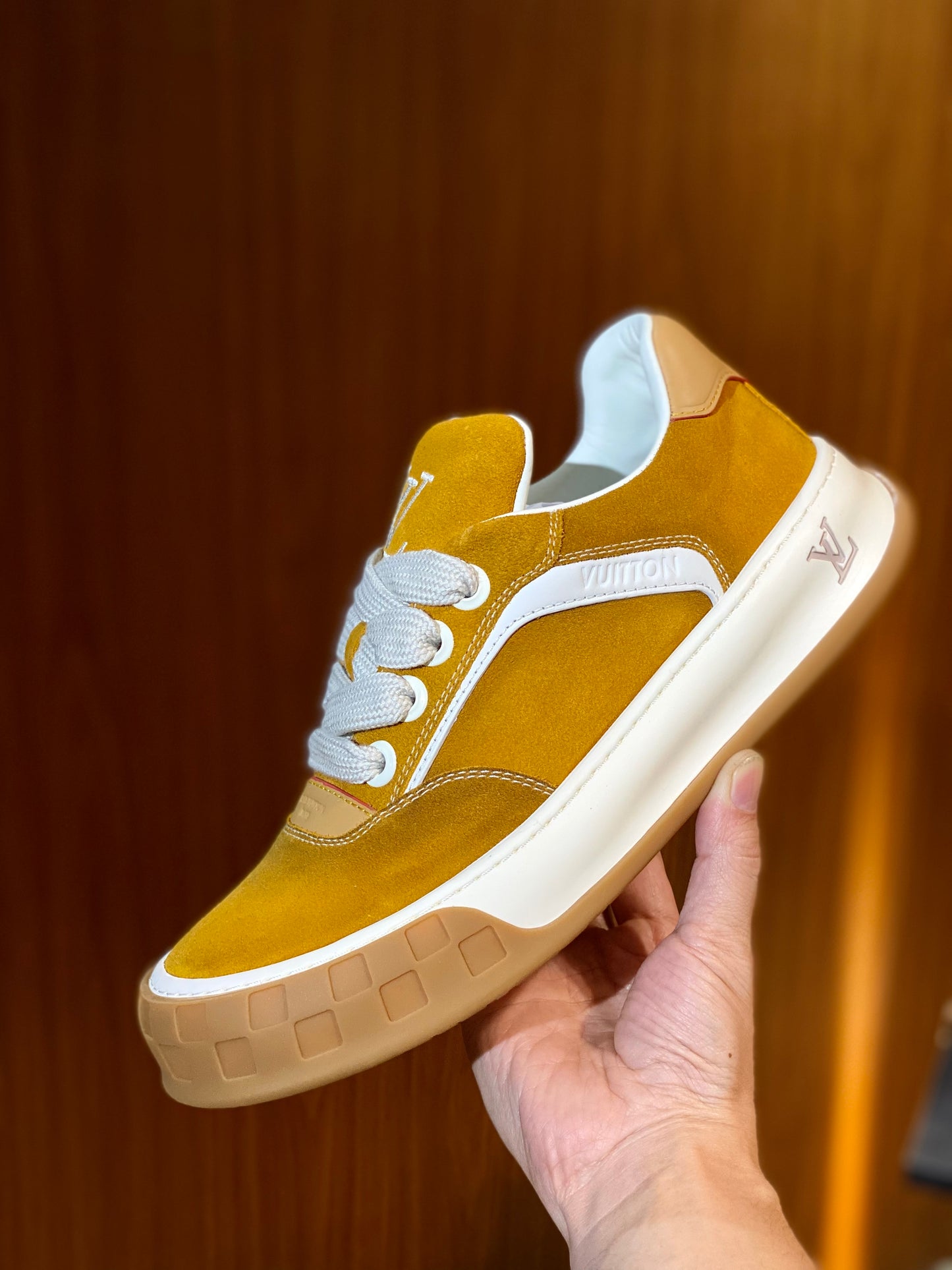 LOU TILTED SNEAKERS