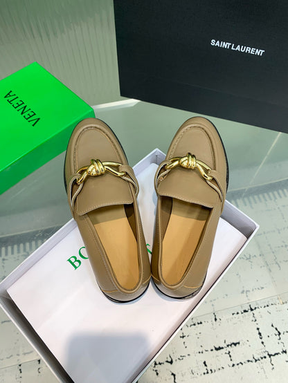 BOTT LOAFERS