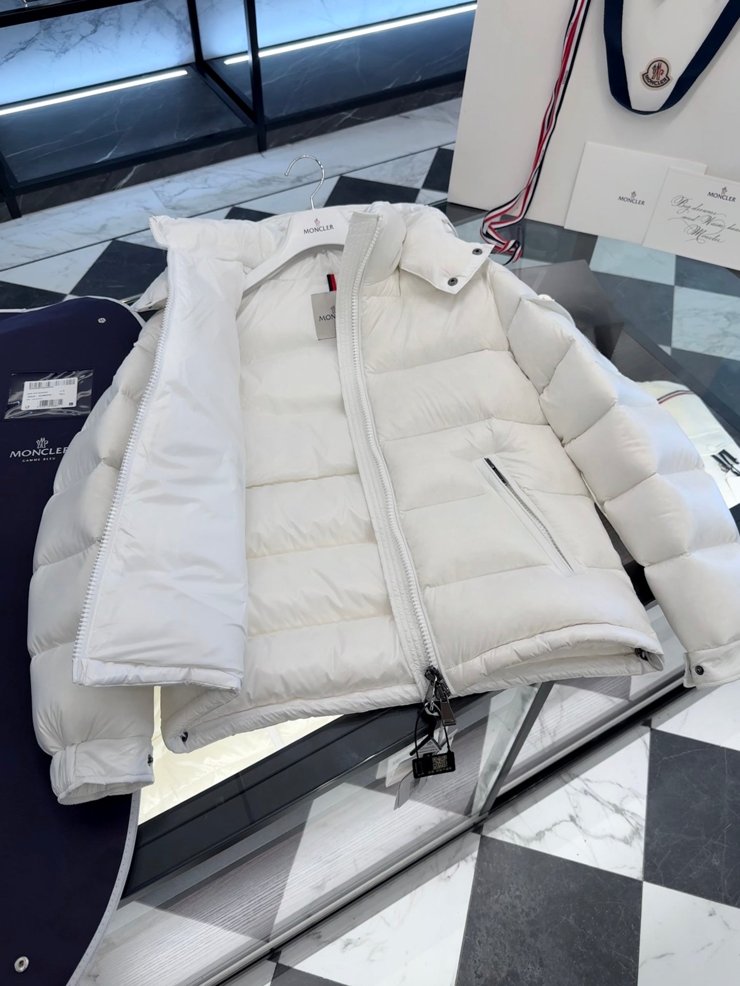 MONC MAIRE JACKET