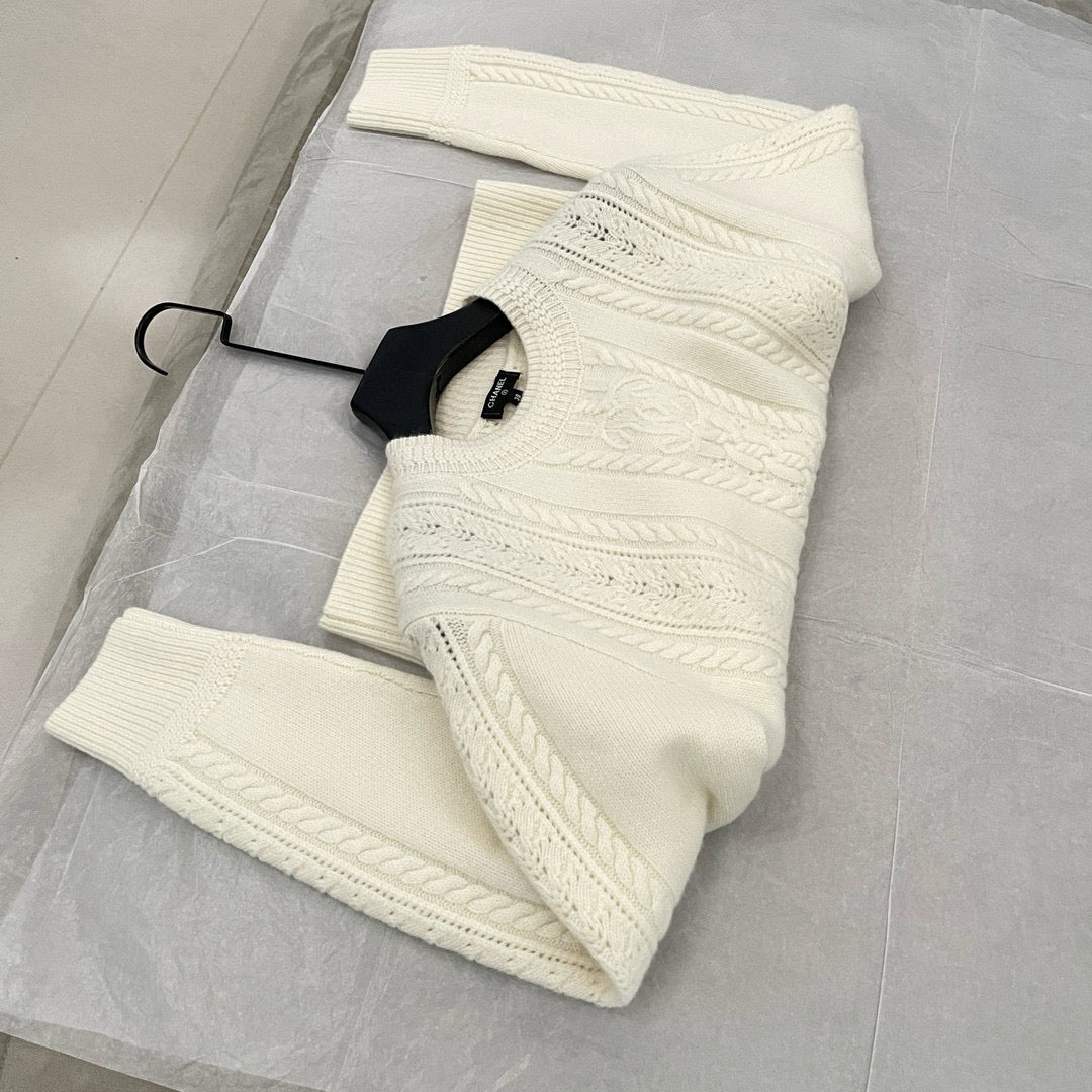 CC SWEATER