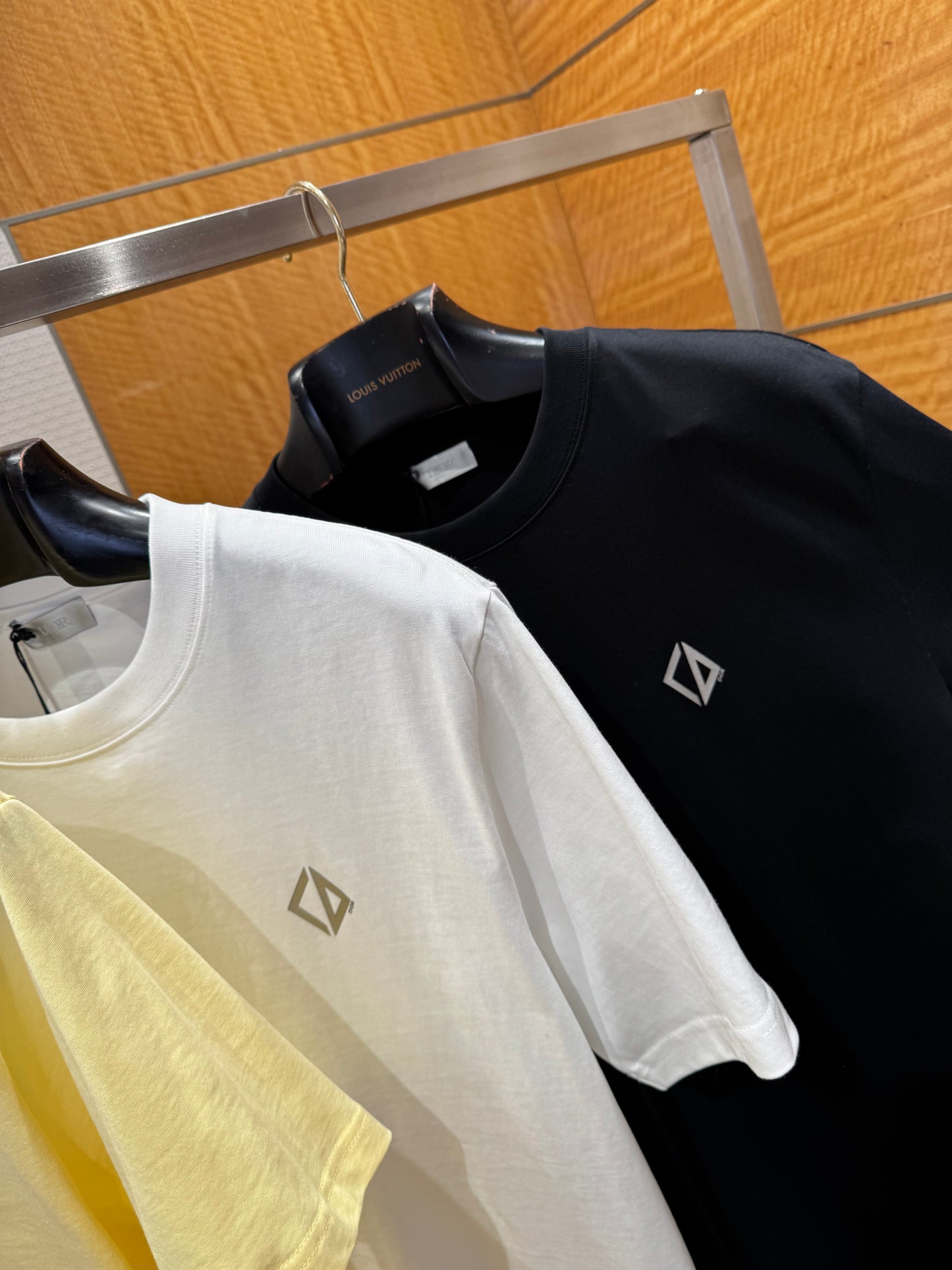 CD T-SHIRT