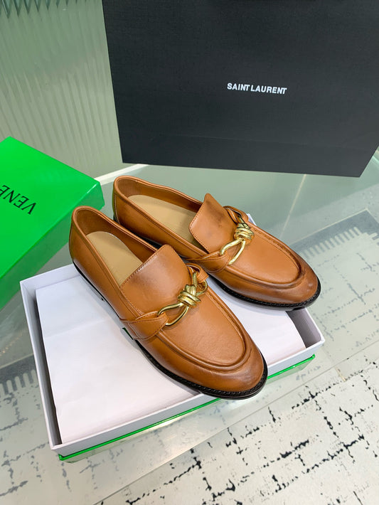 BOTT LOAFERS