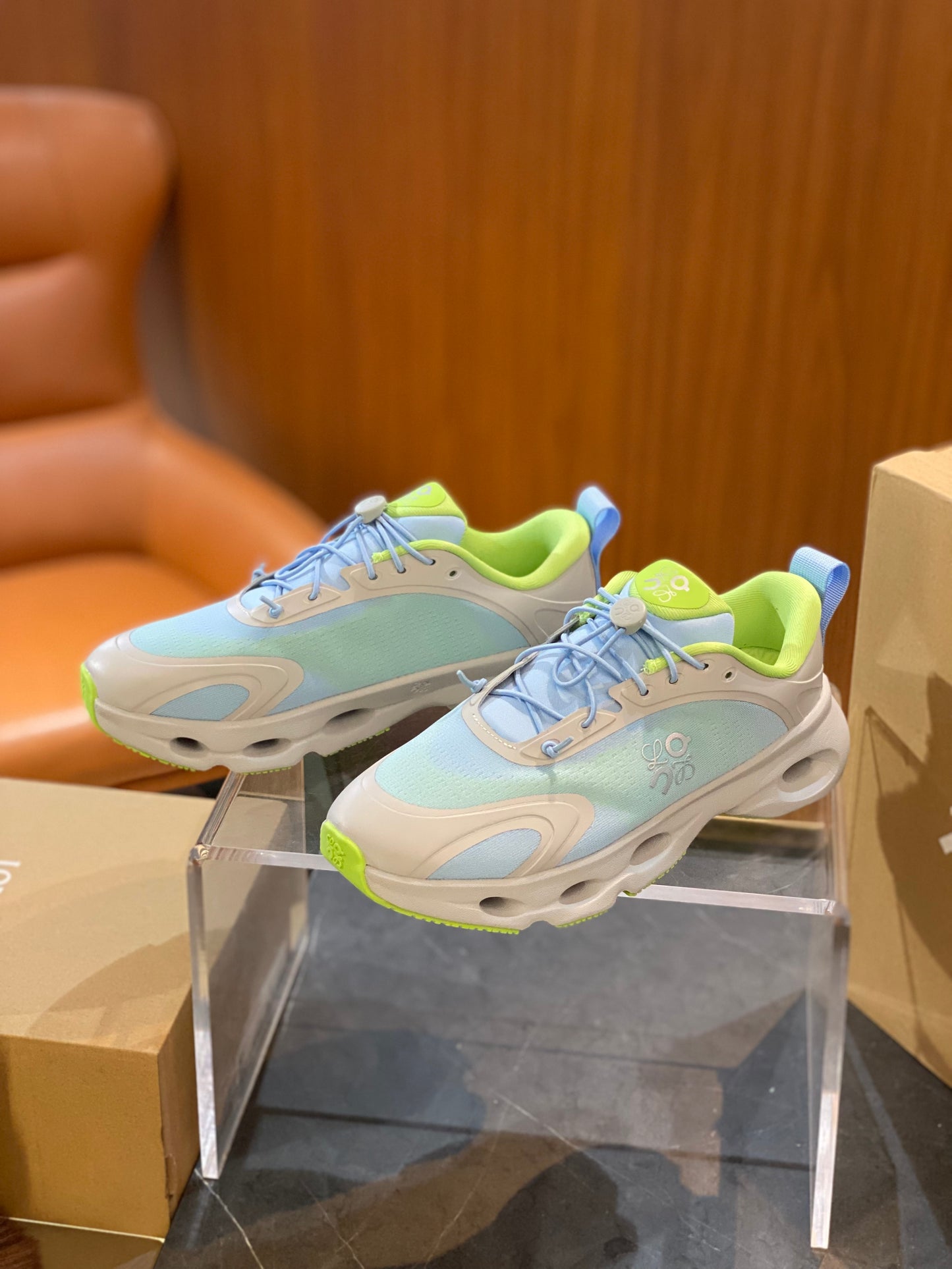 LOEW CLOUDLIT SNEAKER