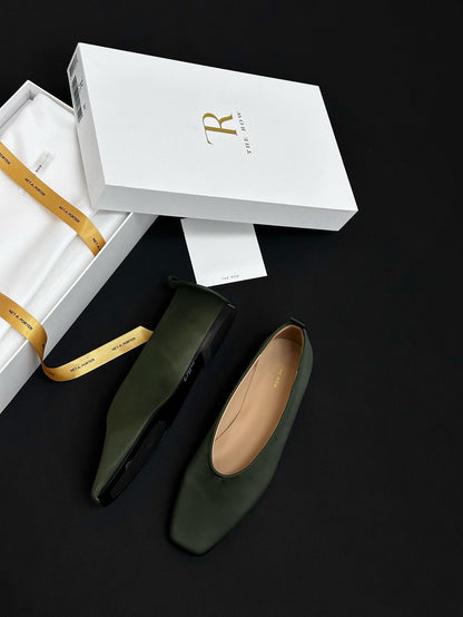 THE ROW BALLET FLATS