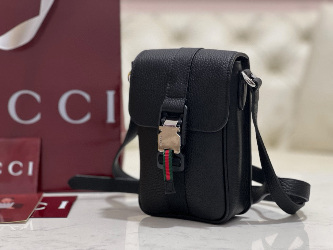 GG SUPER MINI CROSSBODY BAG
