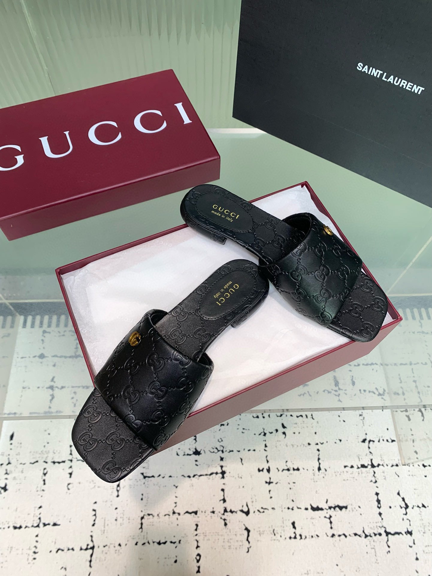 GG SANDALS