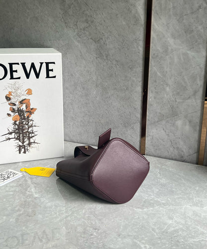 LOEW MINI PEBBLE BUCKET BAG