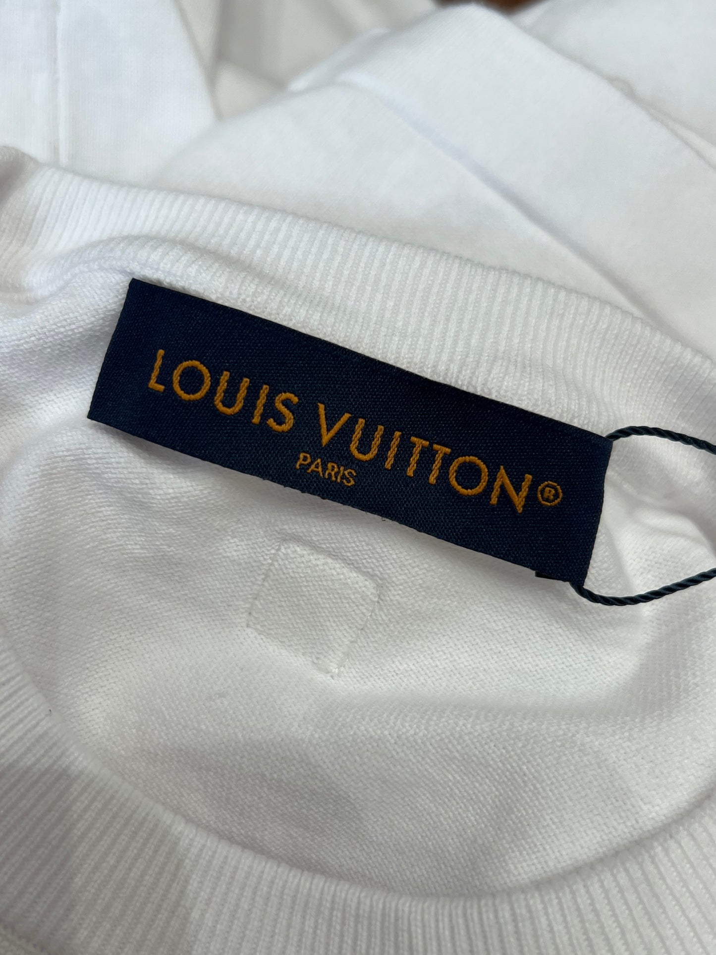 LOU T-SHIRT