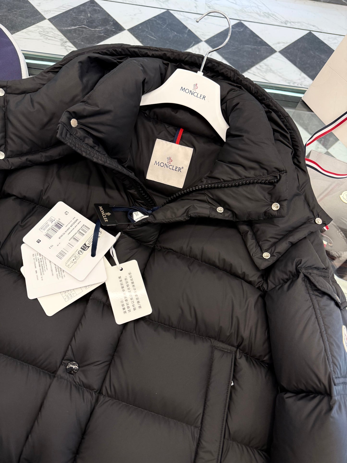 MONC VEZERE JACKET
