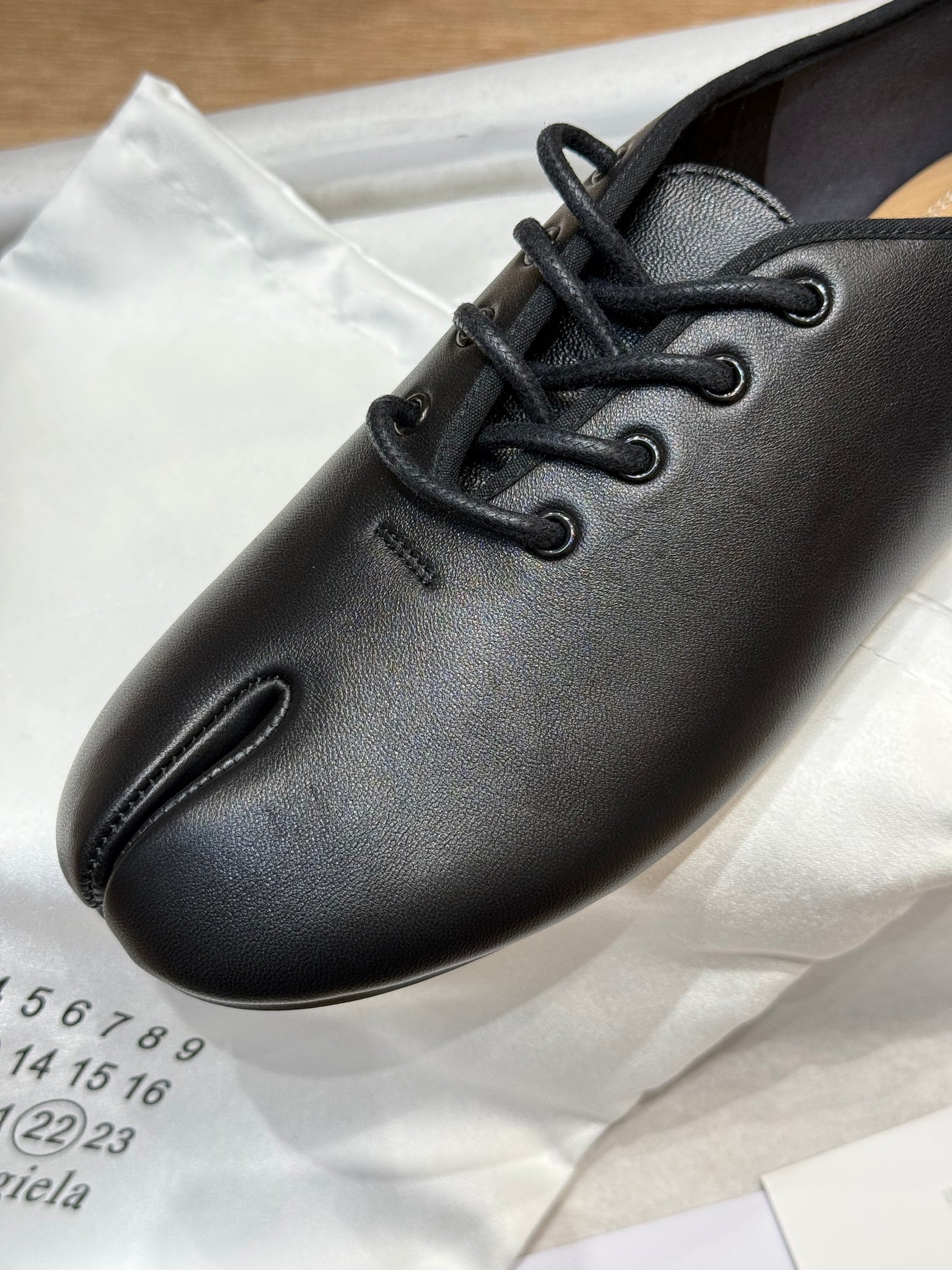 MAISON M TABI LOAFERS