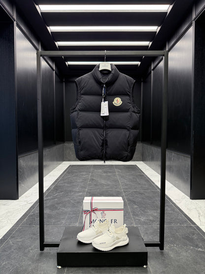 MONC ALMAZ VEST