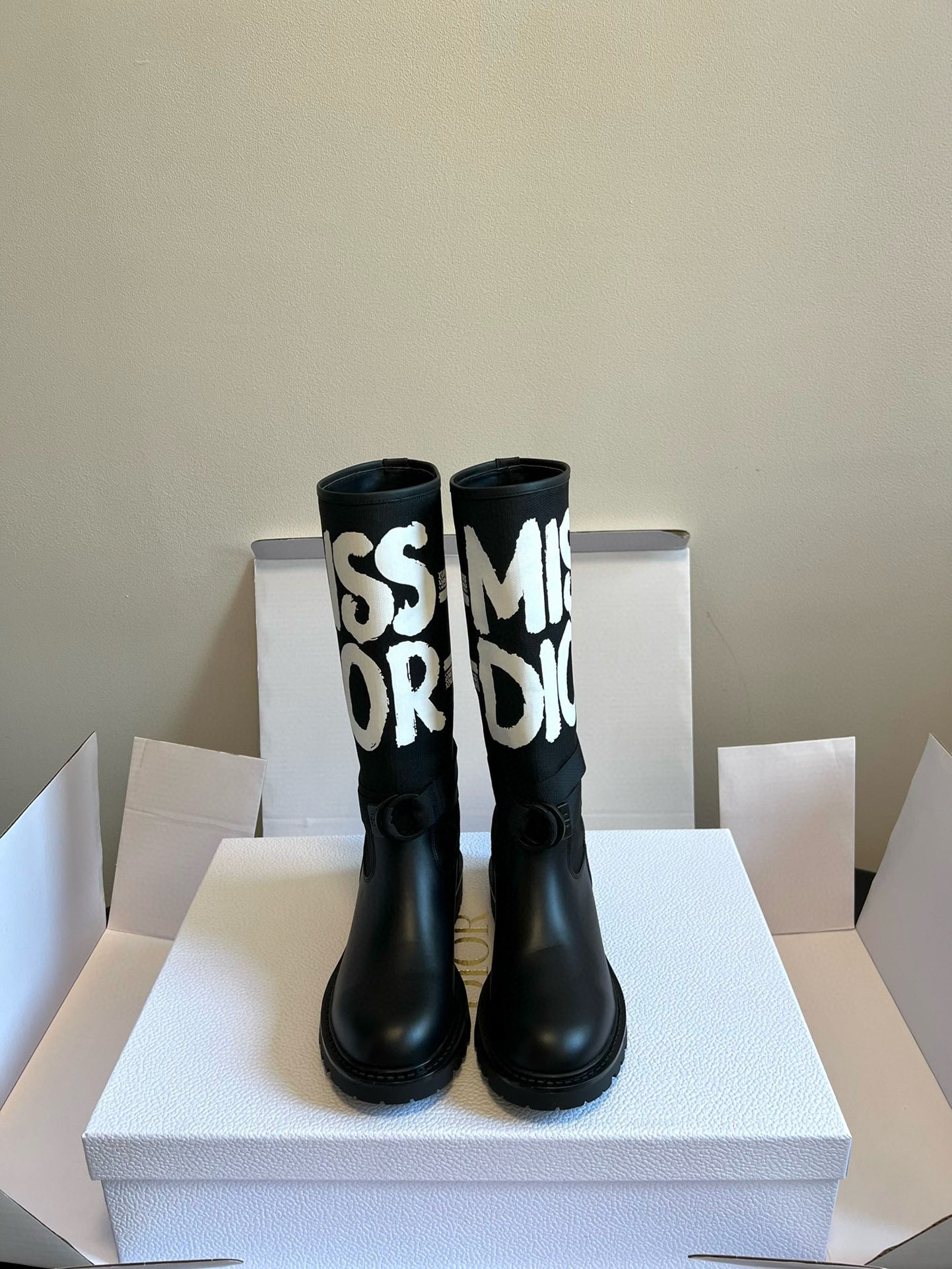 CD BOOTS