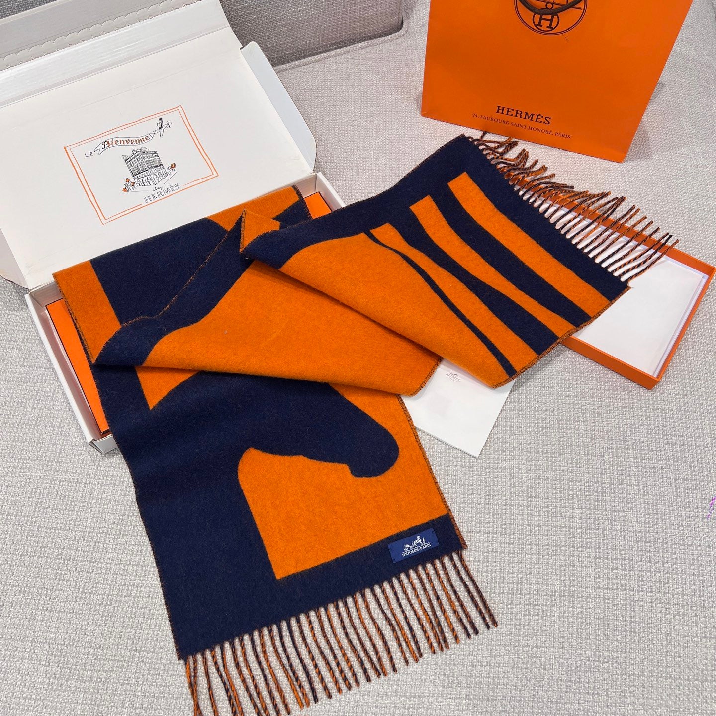 HERM SCARF