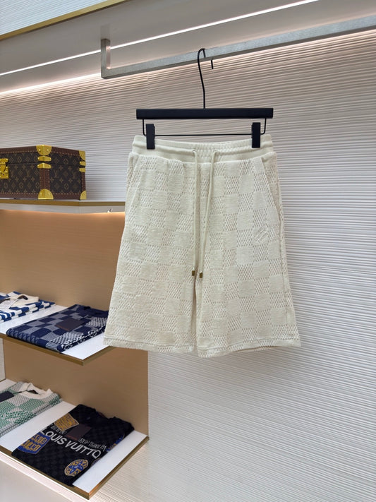 LOU SHORTS