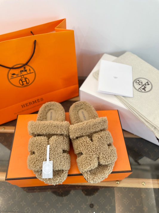 HERM CHYPRE SANDAL