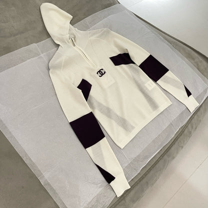 CC KNIT HOODIE