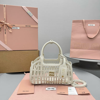 MIU M LEATHER BASKET BAG