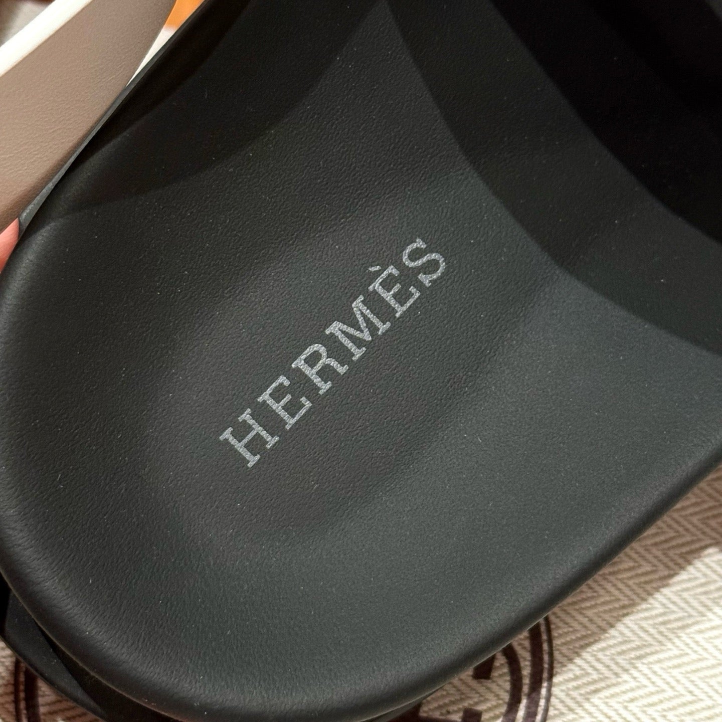 HERM GENIUS SANDALS