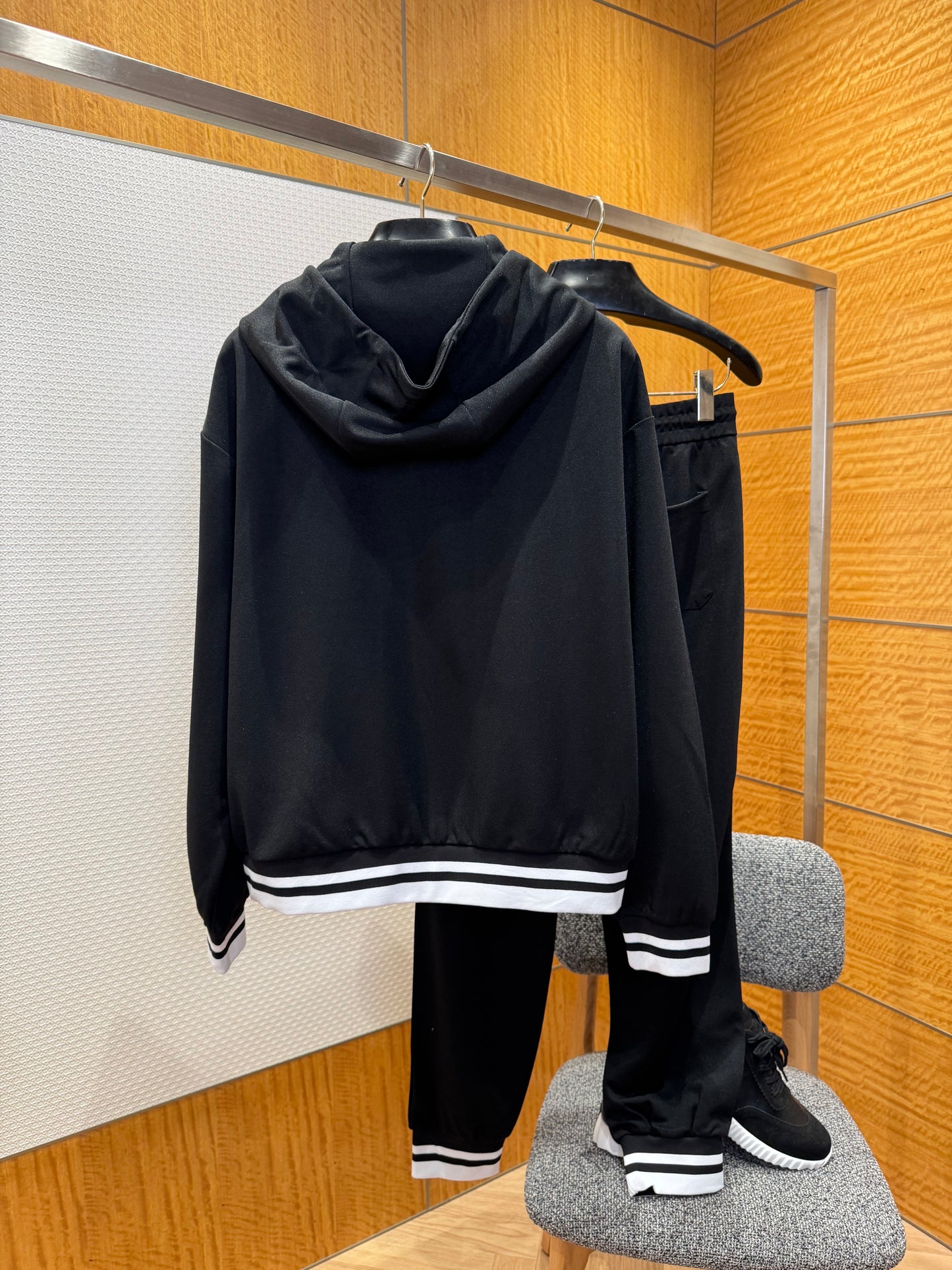 GG ZIP HOODIE